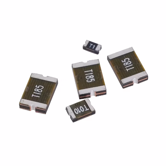 Tamanho padrão do fusível 1812 de Resettale dos dispositivos de superfície da montagem de PPTC SMD