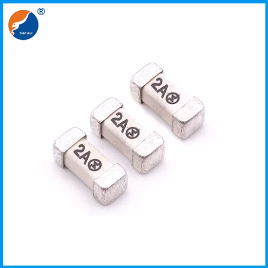 6125 fusível da montagem da superfície do atraso de tempo SMD da microplaqueta de 10A 15A SMT